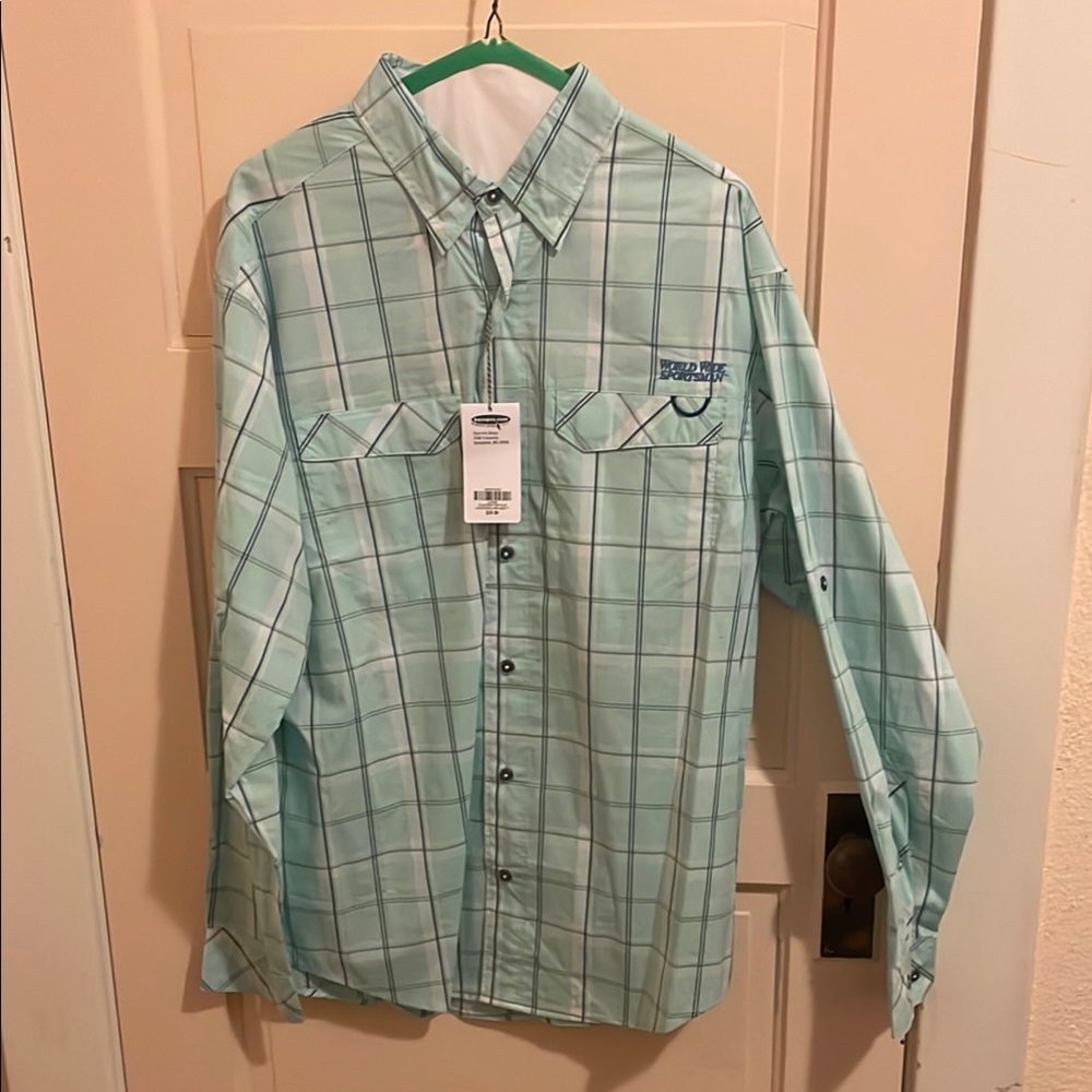 Bass Pro World Wide sportsman fishing shirt